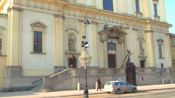 Varşova'daki kutsal Haç Kilisesi — Stok video