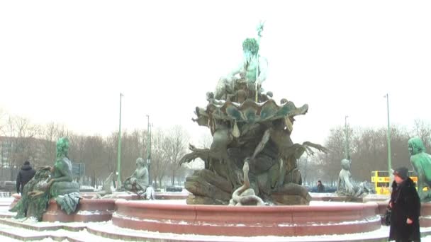 Neptun fountain — Stok video
