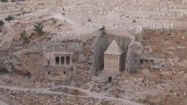 mağaza scrolls Kudüs mezarlığı