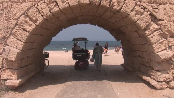 Caesarea strand — Stockvideo