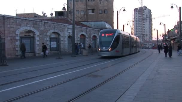 Straßenbahn jerusalem — Stockvideo