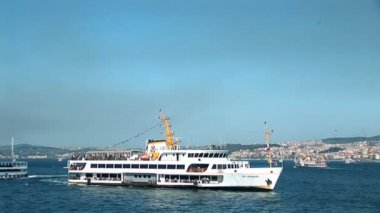 Boğaz yelken yolcu gemileri