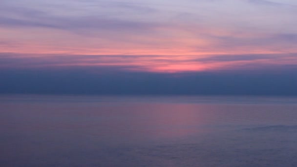Mar Negro atardecer púrpura — Vídeo de stock