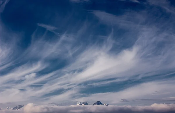 Chmury nad Alpami — Zdjęcie stockowe