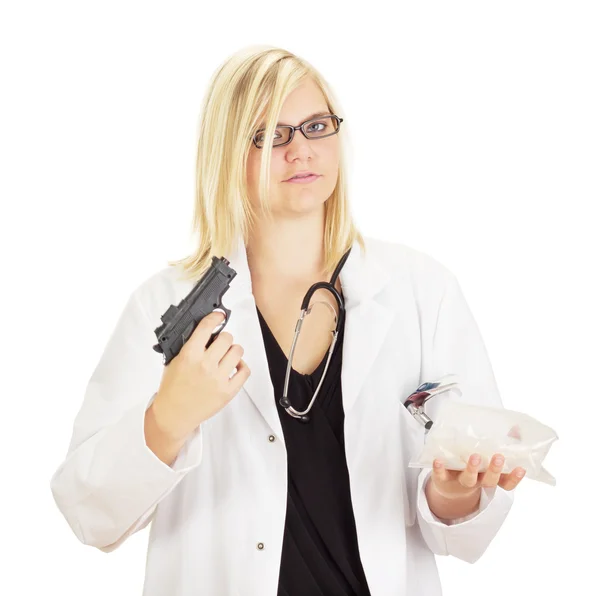 Médecin avec une arme et de la drogue — Photo