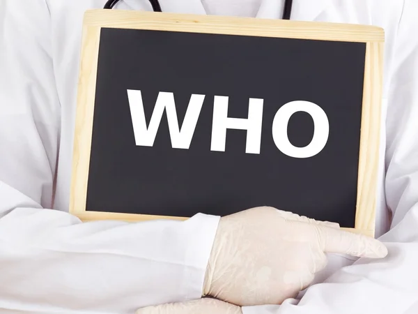 Doktor tahtaya bilgileri gösterir: kim