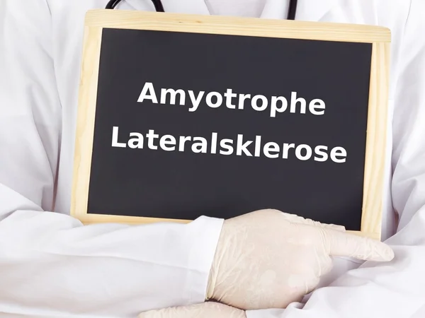 Arzt zeigt Informationen: Amyotrophe Lateralsklerose — Stockfoto