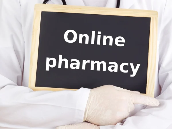 Doctor shows information: online pharmacy — Stock Photo, Image