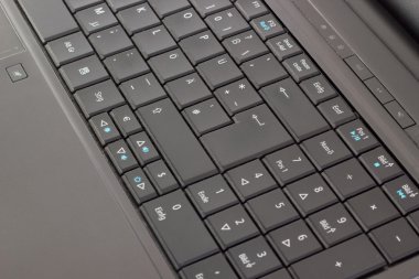Bir dizüstü bilgisayarın klavyesi