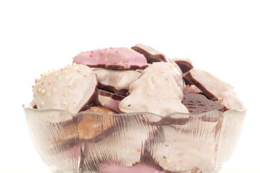 birçok gingerbreads ile dolu bir tabak