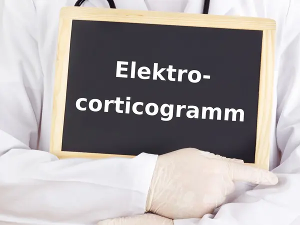Doctor shows information: electrocorticogram — Stock Photo, Image