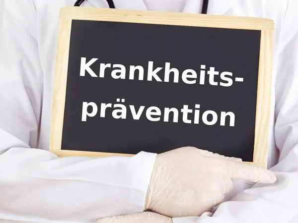 Arts toont informatie: preventieve geneeskunde — Stockfoto