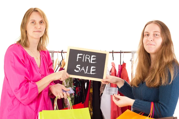 On shopping tour: fire sale — Stock Photo, Image