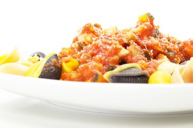 ne dersin biraz İtalyan makarna domates soslu yemek?