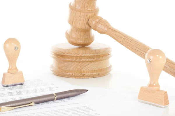 Lawsuit due to breach of contract — Stock Photo, Image