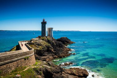 Le petit minou lighthouse and its acess bridge