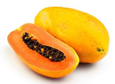 Beyaz arkaplanda papaya