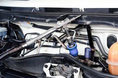 gazı enjektör benzinli motor yüklü daha ucuz alternatif kullanmak için