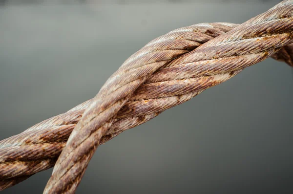 Antiguo cabestrillo de cable de acero de alta resistencia —  Fotos de Stock