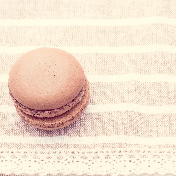 Macaron doce saboroso com efeito de filtro retro — Fotografia de Stock