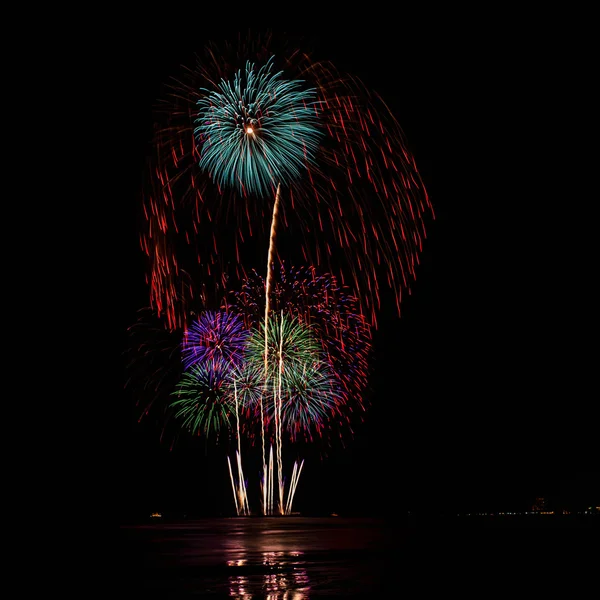 Feu d'artifice sur la plage de Hua Hin — Photo