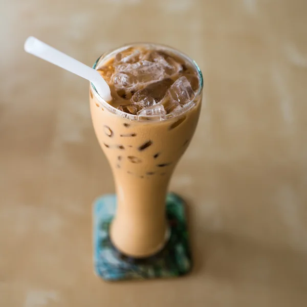 Iced coffee with copyspace composition — Stock Photo, Image