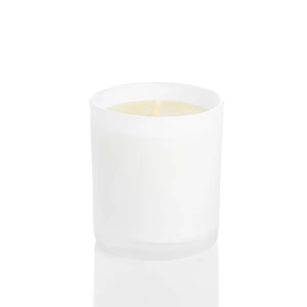 Bílá svíčka boční pohled 20 stupňů, na bílém pozadí — Stock fotografie