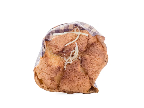 Beyaz izole lezzetli Hindistan cevizli muffin kek — Stok fotoğraf