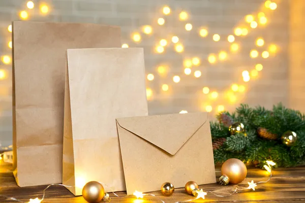 Karácsonyi Dekoráció Élelmiszer Szállítási Szolgáltatás Eldobható Kraft Papír Csomag Kész — Stock Fotó