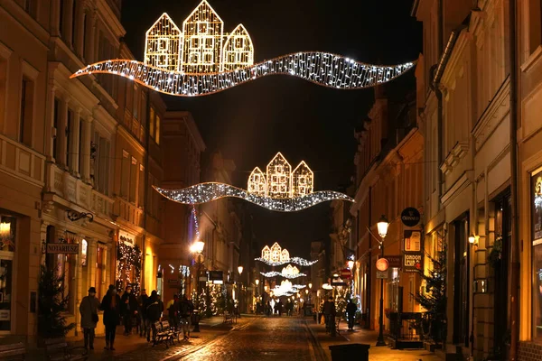 Polonia Bydgoszcz Diciembre 2020 Ciudad Nocturna Decoraciones Navideñas Iluminación Festiva — Foto de Stock