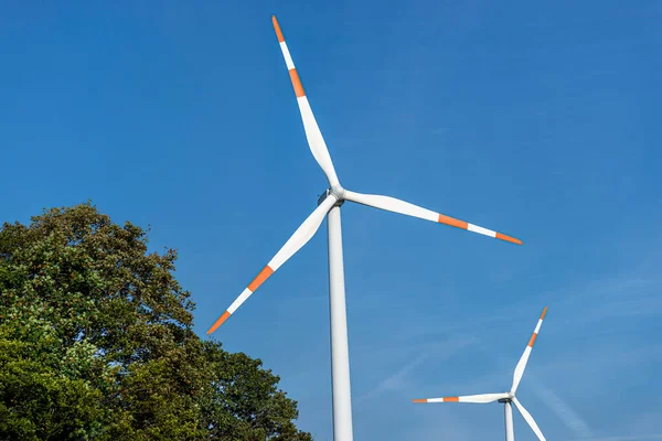 Turbina Eólica Con Tres Brazos Para Producción Electricidad Pie Alemania — Foto de Stock