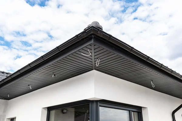 Modern Graphite Roof Lining Attached Trusses Visible Cables Holes Led — стокове фото