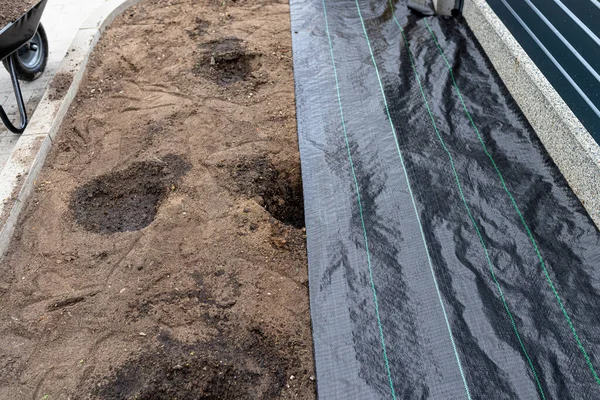 Plowed Garden Front Fence House Covered Black Agrofiber Modern Panel — 图库照片