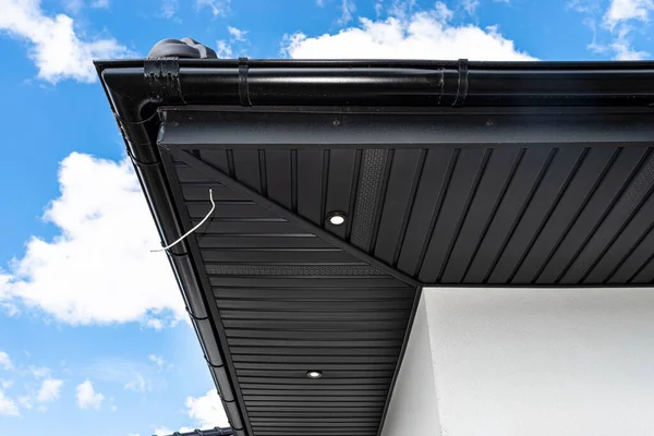 Modern Graphite Herringbone Roof Lining Attached Trusses Visible Turned Led — Stock Photo, Image