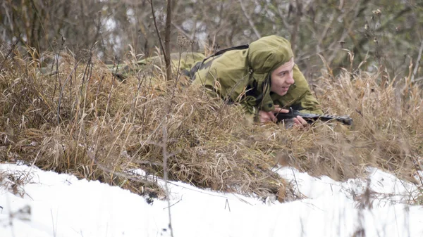 Russische spion in hinderlaag — Stockfoto