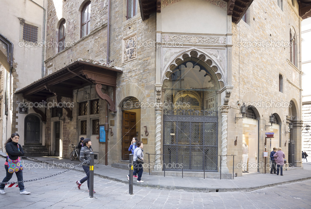Turisti Che Visitano Le Bellezze Di Firenze Foto - 