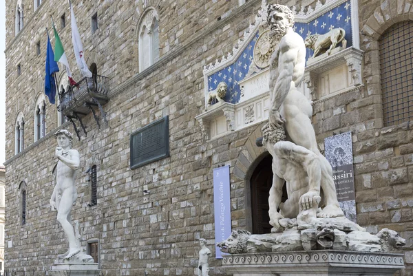 David i hercules z cacuc w piazza della signoria — Zdjęcie stockowe