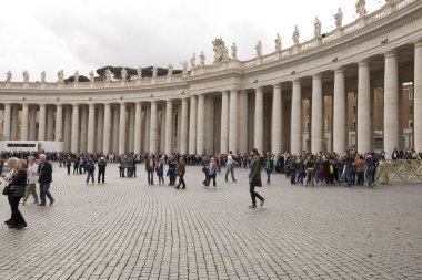  St. peter's square gelen turist 