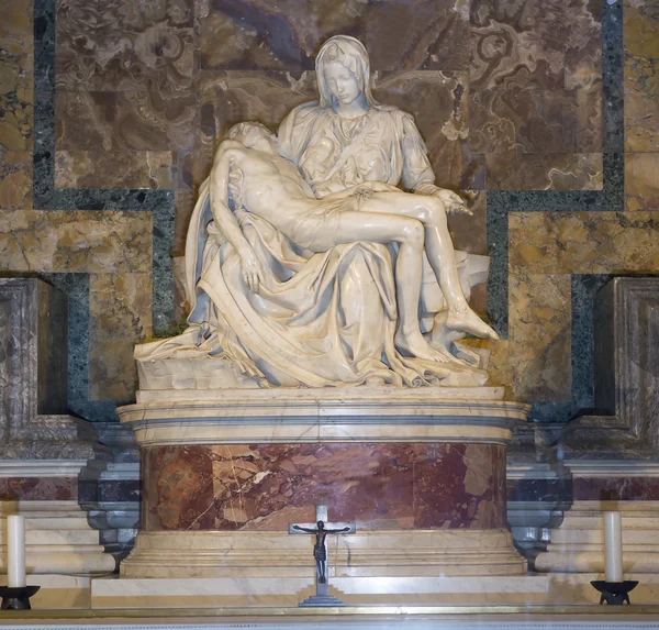 Pieta, Michelangelo Buonarroti — стоковое фото