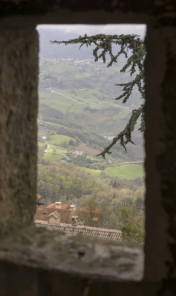 Vista da montanha em San Marino. Itália — Fotografia de Stock