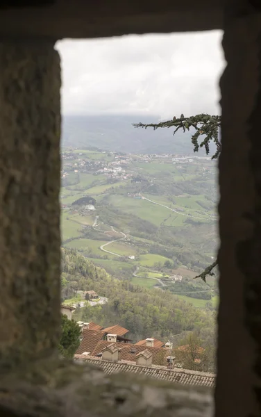 Dağ San Marino dan görüntüleyin. İtalya — Stok fotoğraf