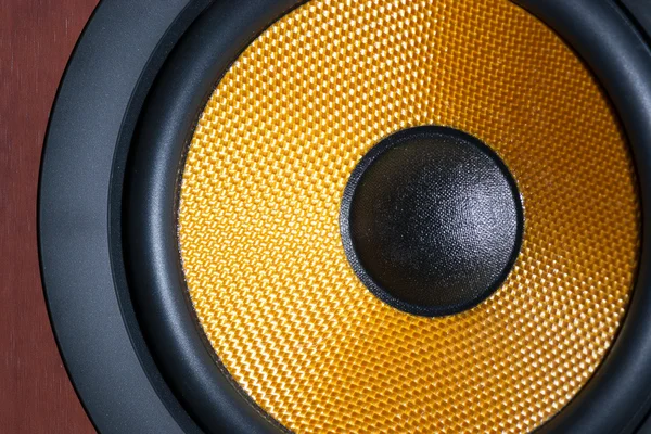 Sistema de áudio alto-falante amarelo — Fotografia de Stock