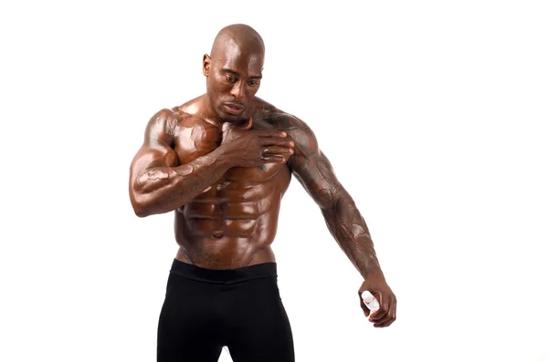 सही abs, कंधे, biceps, triceps और छाती के साथ मजबूत बॉडीबिल्डर आदमी — स्टॉक फ़ोटो, इमेज