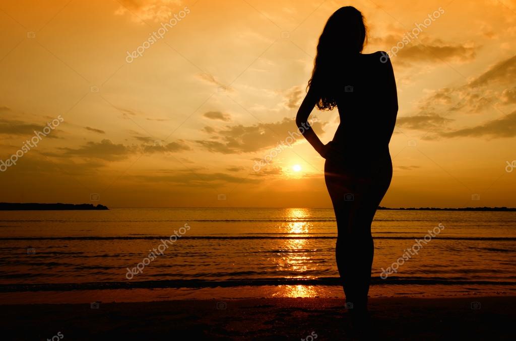 depositphotos_-stock-photo-silhouette-of-a-sensual-woman