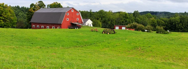 Idyllisches Bauernhof-Panorama — Stockfoto