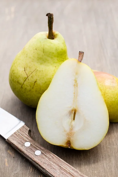 Sweet ripe pear — Stock Photo, Image
