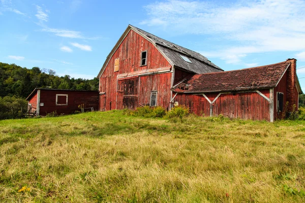 Old Falling Down Barn — Stock Photo, Image