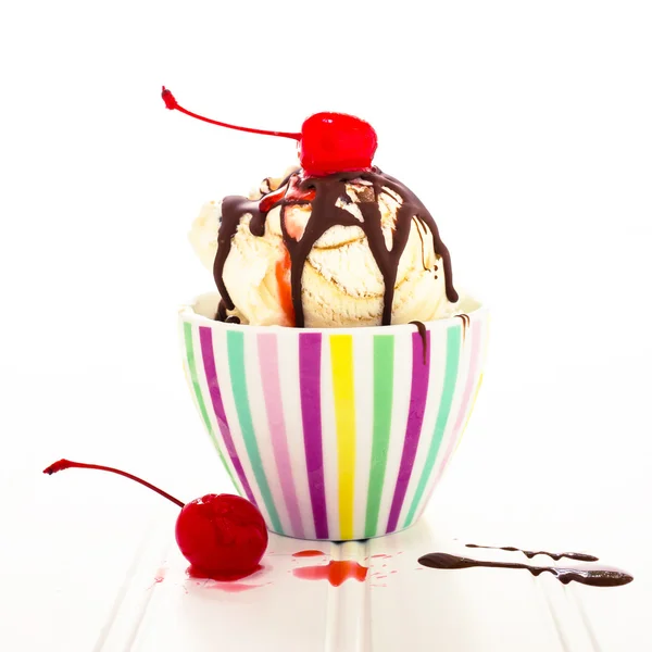 Ice Cream Sundae — Stock Photo, Image