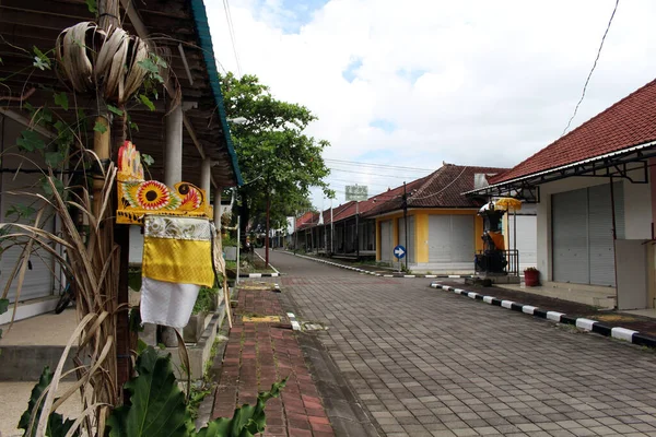 Balijský Oltář Oběti Kolem Prázdných Skladů Chrámovém Komplexu Tanah Lot — Stock fotografie