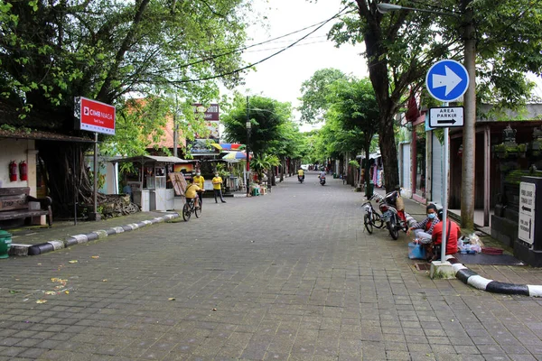Пустая Улица Заброшенный Бизнес Вокруг Танах Лот Темпл Бали Пандемии — стоковое фото